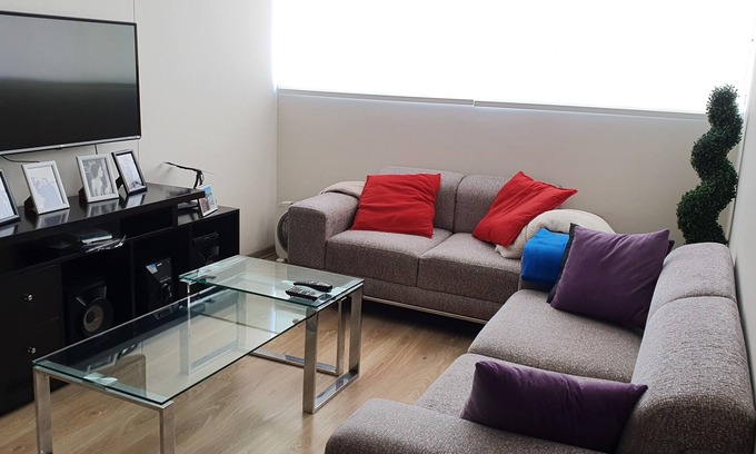 Lince Appartement | Beautiful apartment, terrace with pool and barbecue