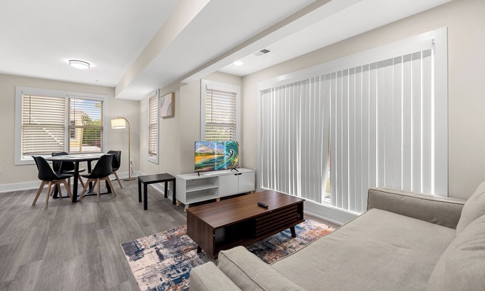 Columbia Heights Appartement | Beautiful Apartment Duplex near Metro