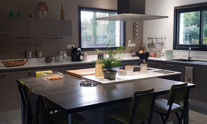 Casseneuil Maison | Beautiful architect-designed house in the heart of nature, 3 min from town center