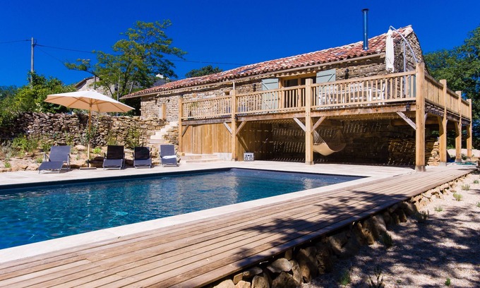 Espinas Maison | Superbe grange, vue plein sud, piscine exclusive, près de Saint Antonin Noble Val