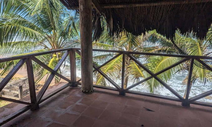 Palenque Maison | Beautiful beach front house in the Caribbean