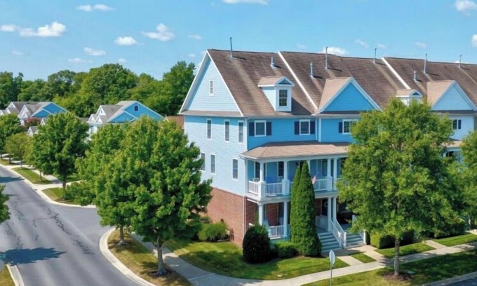 Sun Ridge Maison | Beautiful Beach Home in Bayside Resort - Steps to Amenities