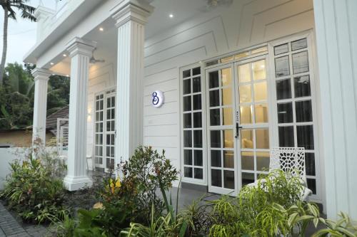 Sea View Ward Maison | Beautiful Beach house for a peaceful stay.