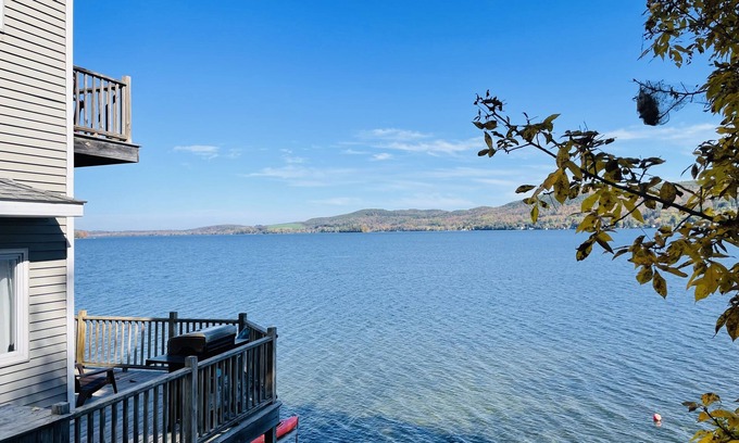 Richfield Springs Maison | Beautiful Big Lake Front House W/gorgeous lake views
