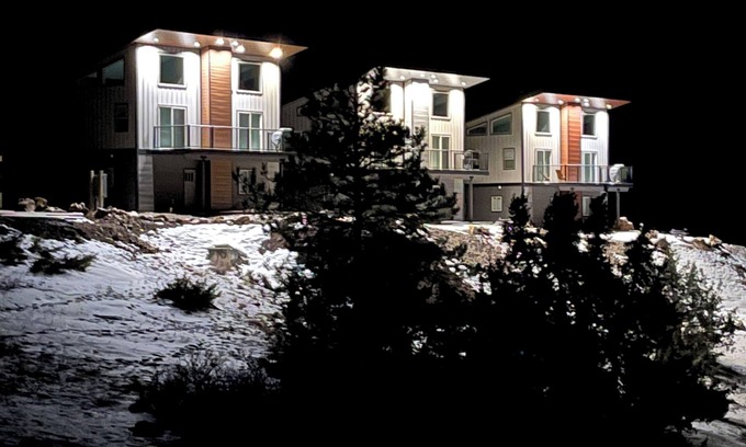 Wolf Creek Maison | Beautiful Brand New Home with the BEST VIEW OF THE MISSOURI RIVER