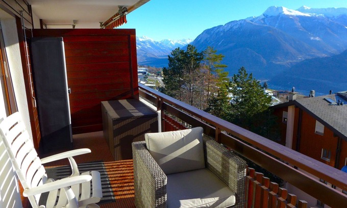 Chermignon Appartement | Confortable appartement pour 5 personnes avec WIFI, TV, balcon et parking