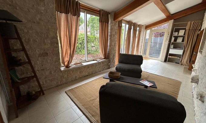 Marsais Maison | Beautiful Charentaise in a haven of greenery!