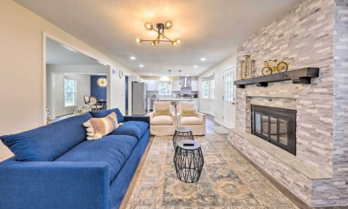 Nall Hills Maison | Beautiful-Clean-Modern-Convenient-Accessible Home