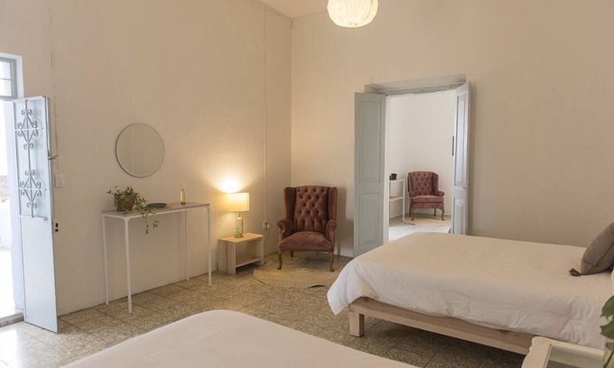 Centro Maison | Belle maison coloniale 100% rénovée avec de magnifiques terrasses et balcons