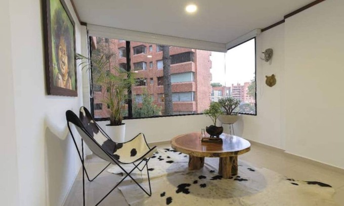 Financial District Appartement | Beautiful Condo in Rosales, Chapinero