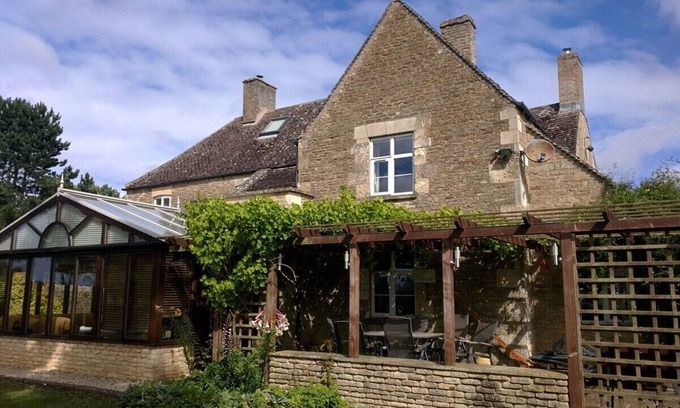 Lechlade Maison | Superbe ferme située dans plus de 50 acres de ses propres prés et les bois