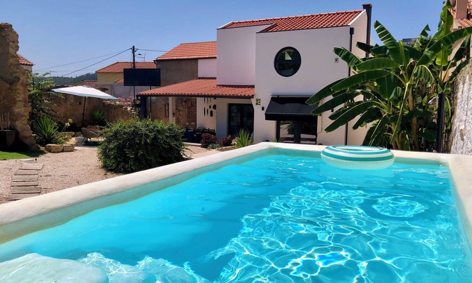 Matacaes Maison | Villa de Campagne avec Piscine Privée –Havre de Tranquillité Près de Lisbonne!🌞