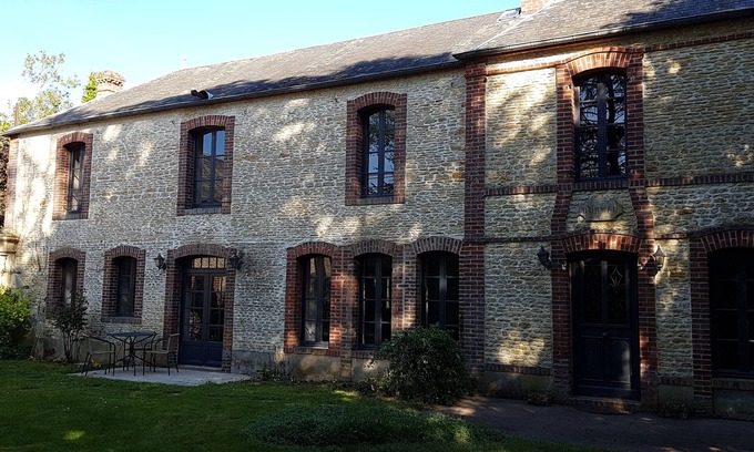 Moult-Chicheboville Maison | belle maison campagne avec piscine chauffé, jardin clos, mer 18 km