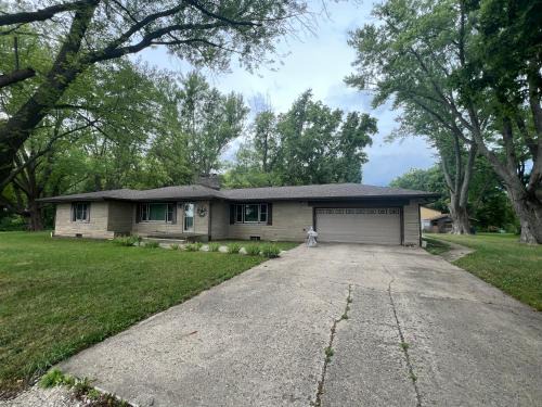 Morris Maison | Beautiful - Country home 4 bedrooms