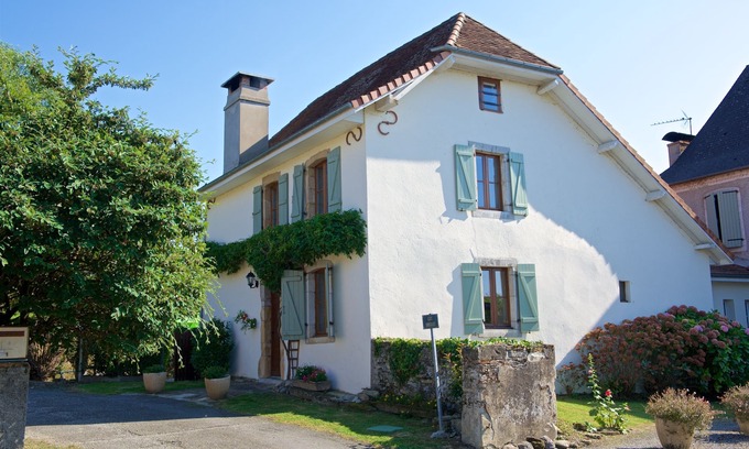 Susmiou Cottage | Campagne magnifique, à 5 min à pied de toutes les commodités