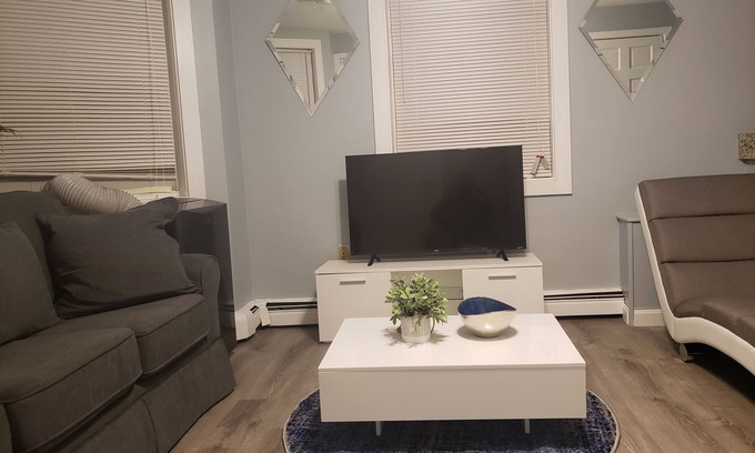 Lynn Maison | Magnifique Cozy Hill top 1BR près de Boston et Salem