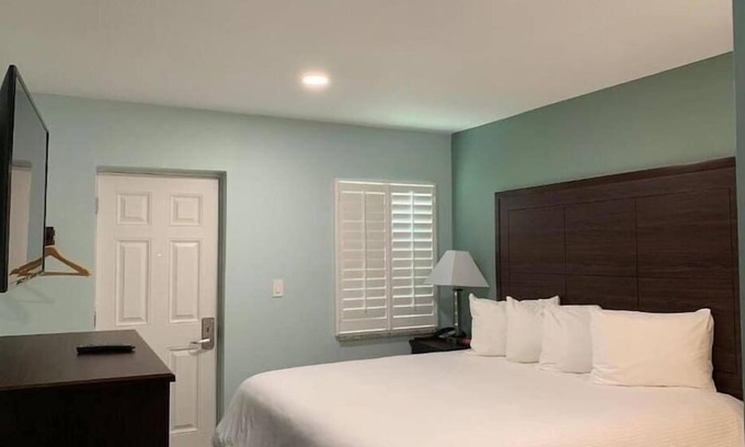 Ocean View Halifax Estates Copropriété | Beautiful Daytona Beach King Suite!