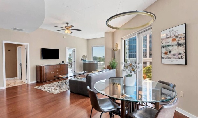 South Eola Copropriété | Beautiful Downtown Condo 1/1