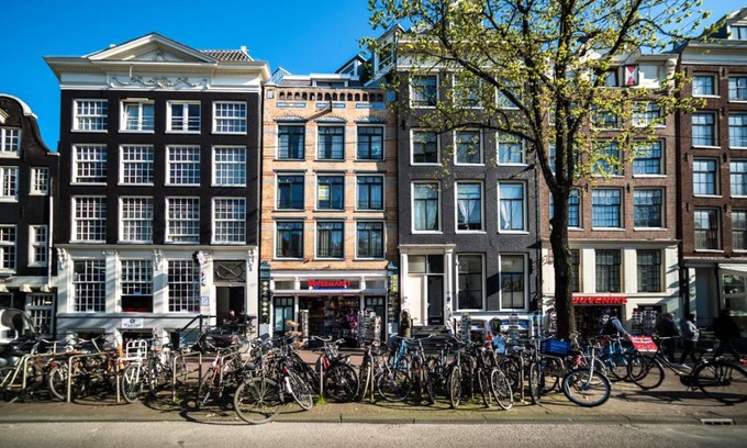 Burgwallen Nieuwe Zijde Lit Et Petit-Déjeuner | Beautiful DutchHouse Centrum