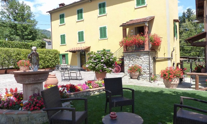 Saturnana Appartement | Bel appartement élégant au deuxième étage, vue panoramique