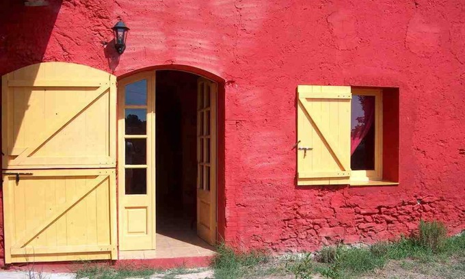 Banyeres del Penedes Cottage | Belle maison pour 5 personnes avec jardin.