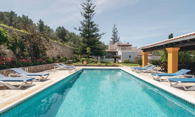 Santa Eulalia del Rio Maison | Belle propriété avec vue sur les montagnes, piscine, Wi-Fi et climatisation