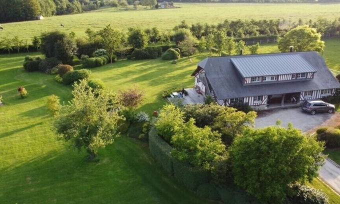 Quetteville Cottage | Belle Maison Familiale avec Piscine chauffée et Tennis à 15mn de Deauville