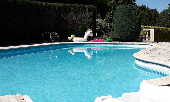 Ney Maison | Grande maison de famille 8/10 couchages avec piscine