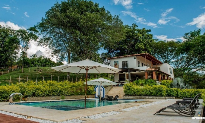 Olaya Maison | Beautiful farm with pool located in Sopetrán