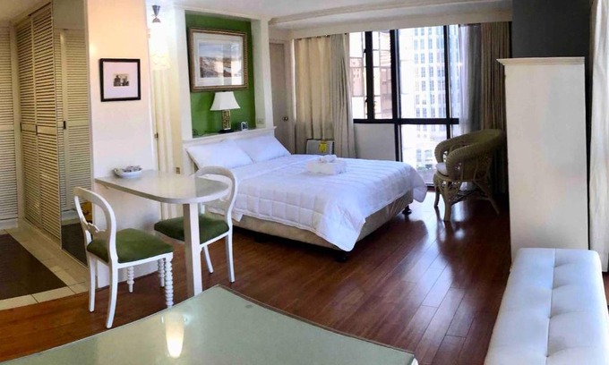 San Lorenzo Appartement | Beautiful Flat in Greenbelt (WiFi & Netflix)