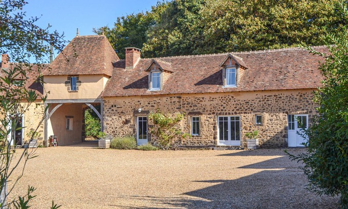 Domfront-en-Champagne Maison | Beautiful home in Domfront en Champagne