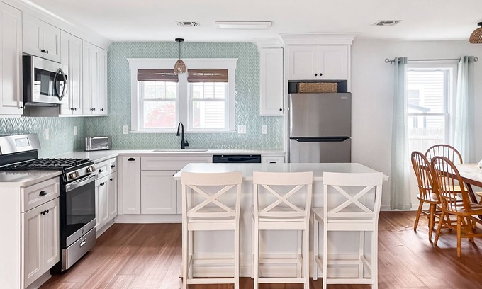 West Belmar Maison | Beautiful new fully-renovated house close to Belmar and Spring Lake beach!