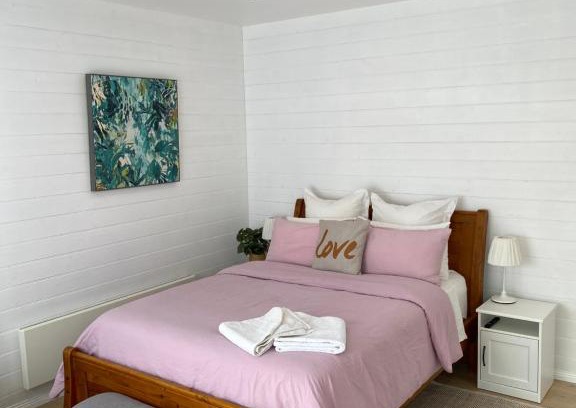 Monbulk Maison | Beautiful Guesthouse in Monbulk