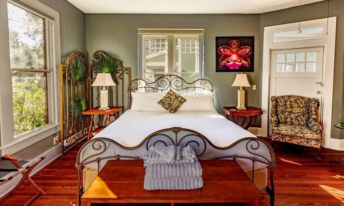 Gainesville Appartement | Beautiful Historic 1 BR Apartment - Walk Downtown