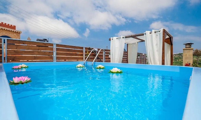 Kournas Maison | Beautiful holiday home in kurnas with private pool