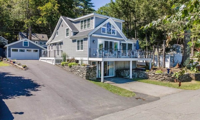 Spofford Maison | Picturesque Lakefront Retreat at Spofford Lake