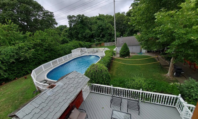 Shirley Maison | Beautiful home Apartment in Shirley / 15mins to Hamptons