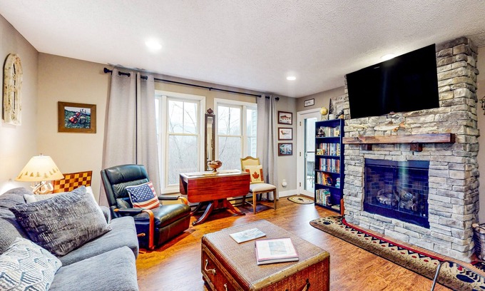 Seven Devils Copropriété | Beautiful home close to outdoor activities with WiFi, private washer/dryer, deck