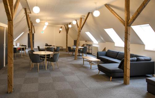 Brorup Maison | Beautiful Home In Brørup With Wifi