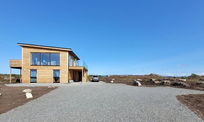 Bomlo Maison | Maison confortable à Bremnes avec WiFi