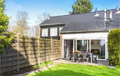 Bruinisse Maison | Beautiful Home In Bruinisse With Wifi
