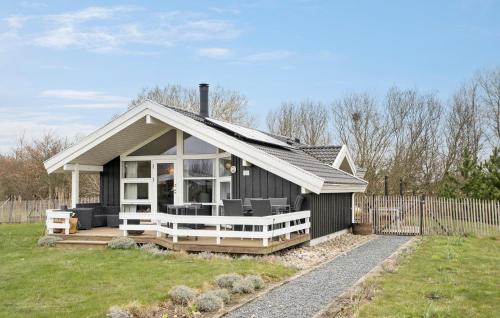 Havnsø Maison | Beautiful Home In Føllenslev With Wifi