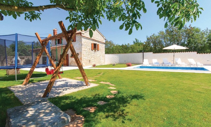 Filipana Maison | Belle maison à Filipana avec WiFi