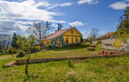 Ponzone Maison | Beautiful Home In Ponzone With Kitchen