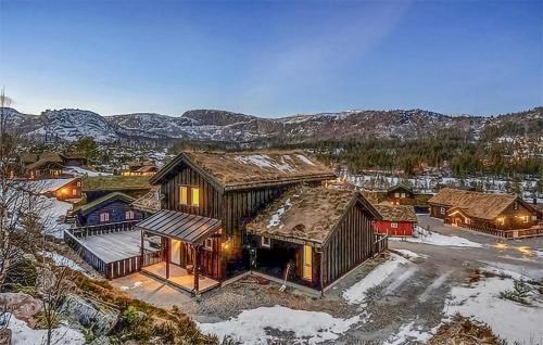 Valle Maison | Beautiful Home In Rysstad With Kitchen