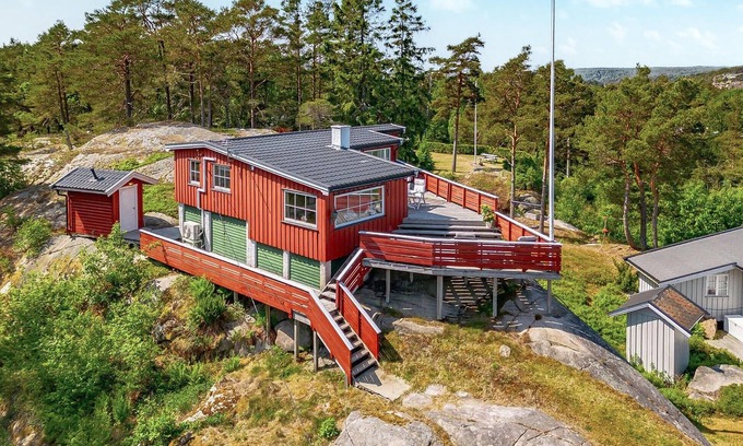 Sarpsborg Maison | Beautiful home in Skjeberg with kitchen