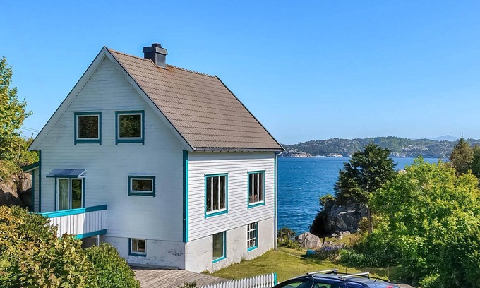 Bomlo Maison | Beautiful home in Urangsvåg