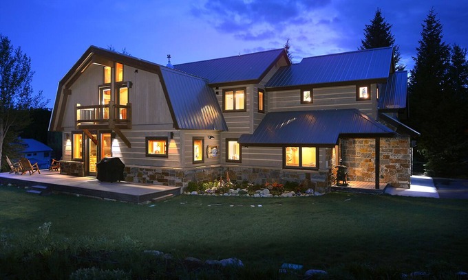 Crested Butte Maison | Beautiful home in Meridian Lake Park neighborhood just mins from the slopes
