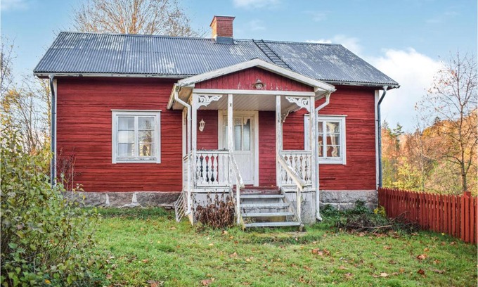 Hultsfred Maison | Beautiful Home In Vena With Wifi