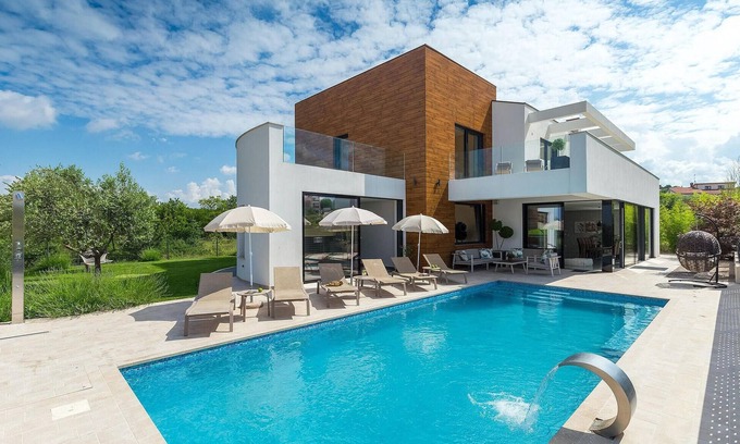 Farini Maison | Villa Aria